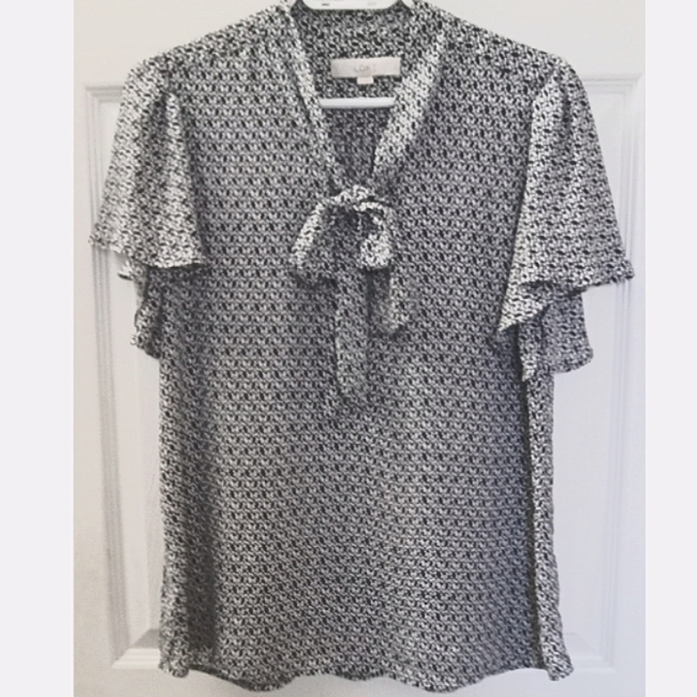 Ann Taylor LOFT Blouse Size M